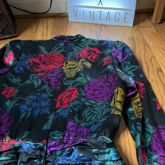 Vintage 80s Albert Nipon Silk Dress  Garfinckel’s - Picture 12 of 13